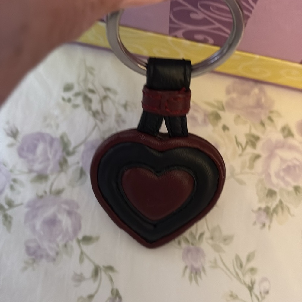 Brighton Heart-Shaped Leather Keychain with Silver Accents never used - Picture 3 of 3